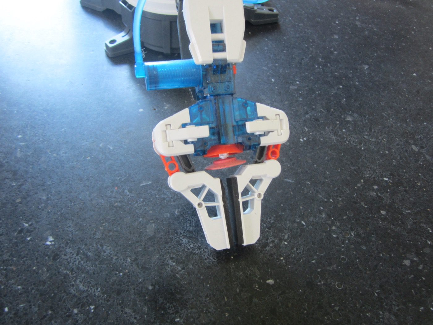 Hydraulic gripper